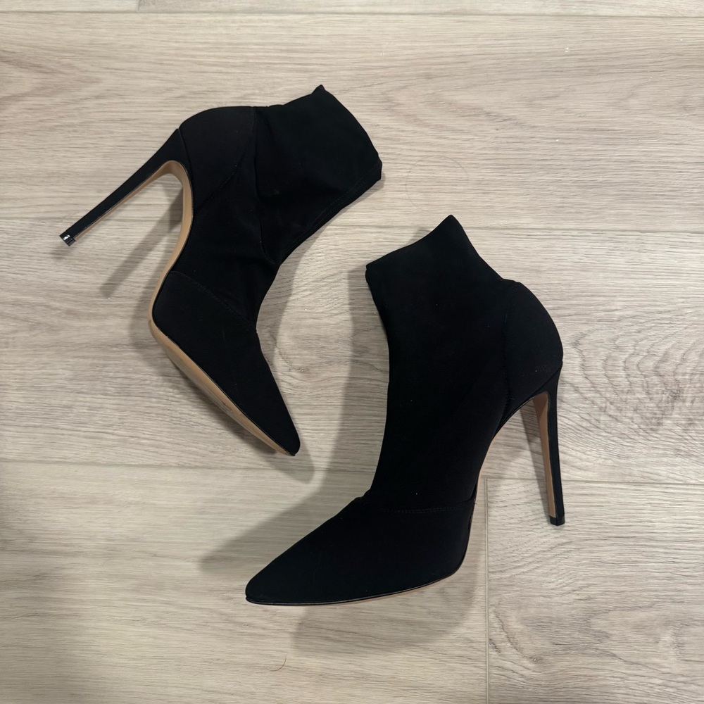 NWOT Gianvito Rossi Black Heeled Boots